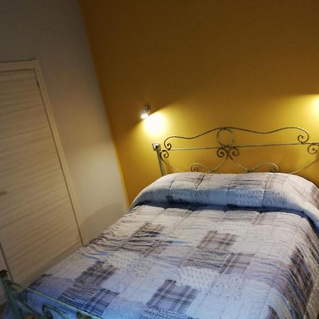 B&B Enjoy Ercolano Bilik gambar