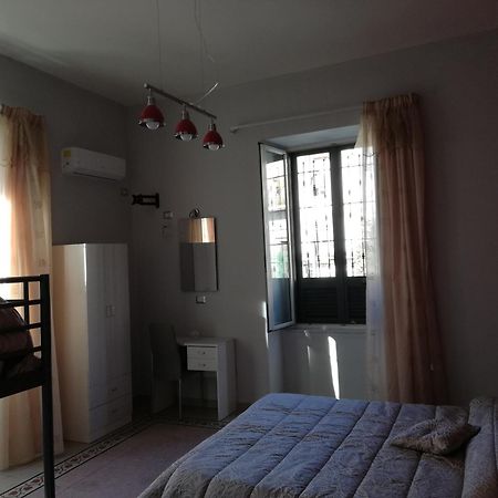 B&B Enjoy Ercolano Bilik gambar