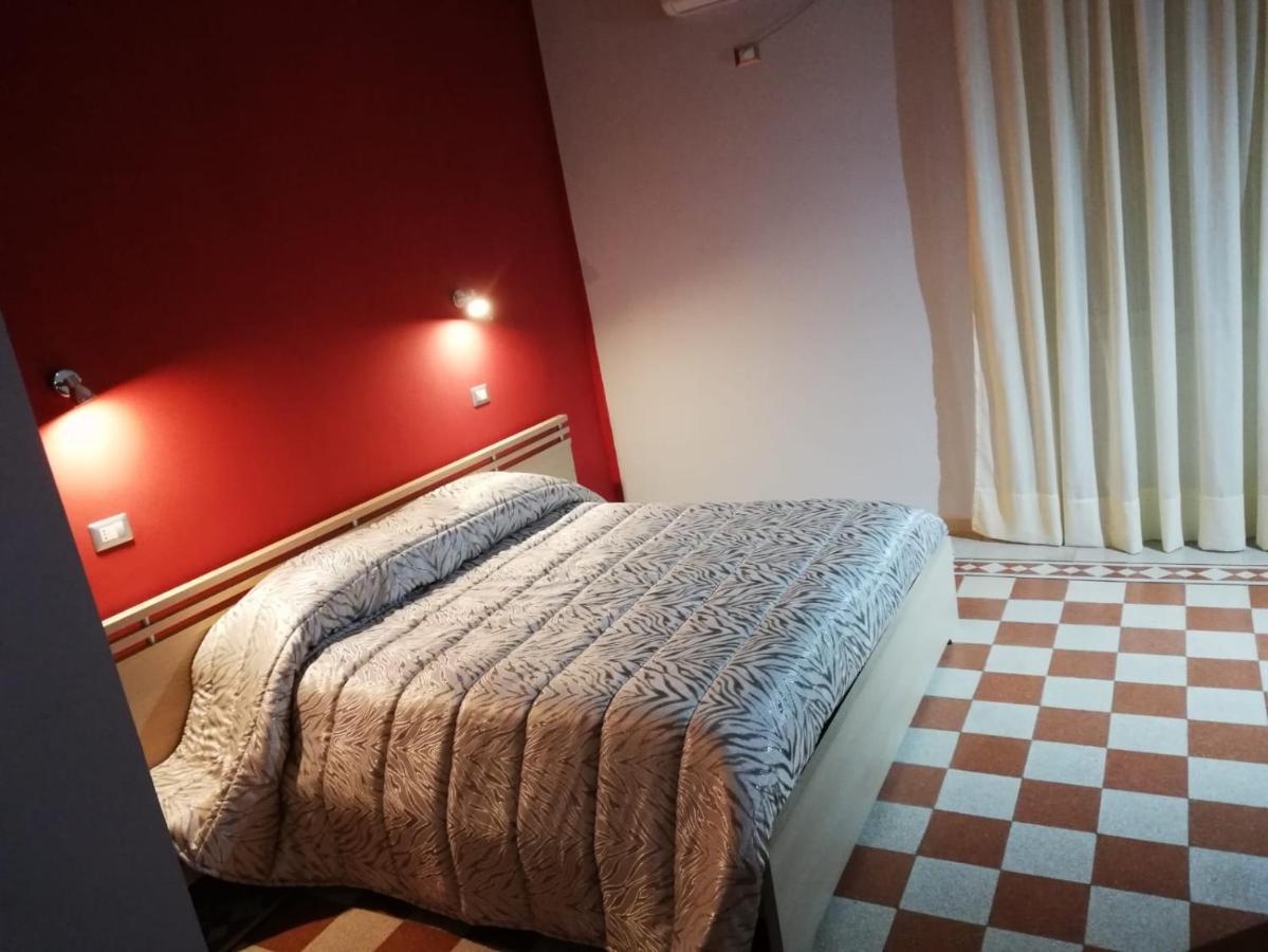 B&B Enjoy Ercolano Luaran gambar